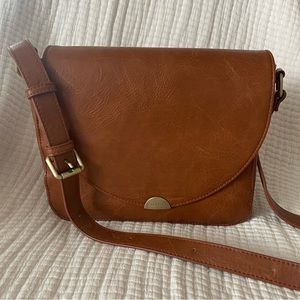 Azaria Naomi crossbody in maple
